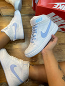 Tênis Nike Borough Branco/Azul