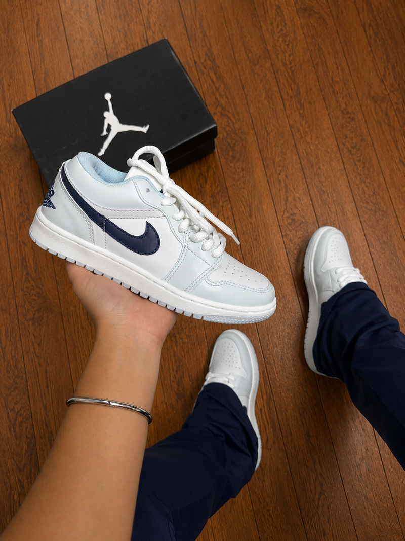 Nike Air Jordan Branco azul polar