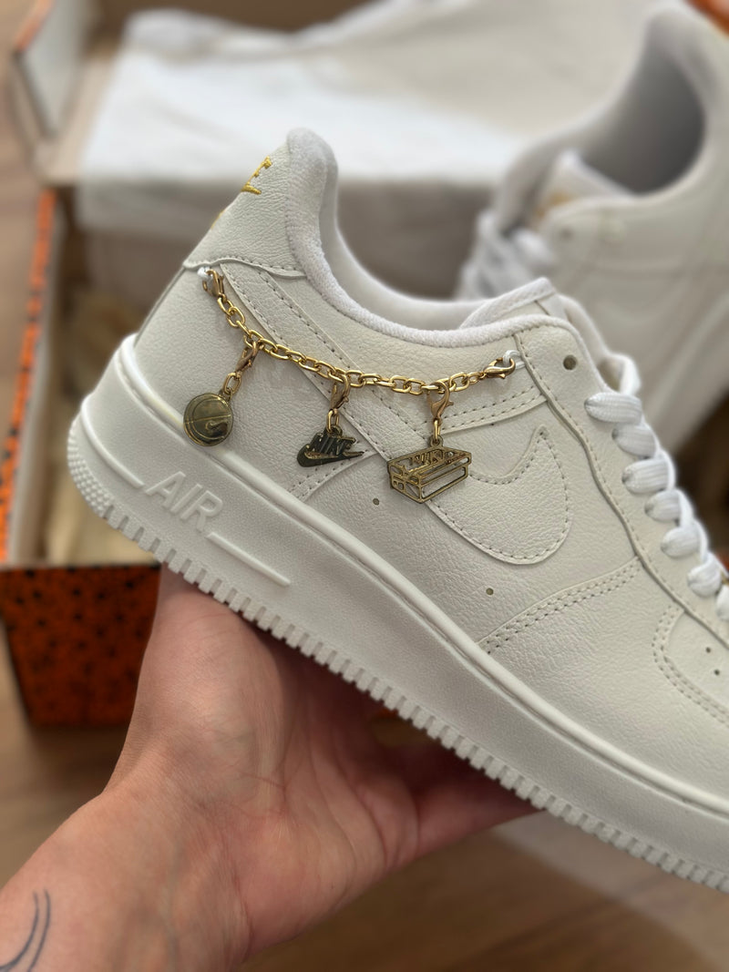 Air Force 1 Branco/chocalho