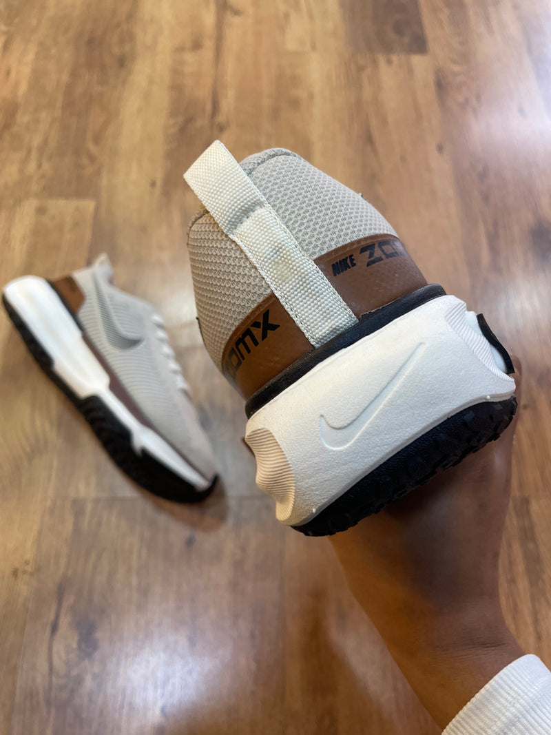 Nike ZoomX Bege