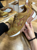 Tênis Asics gel lyte III Caramelo