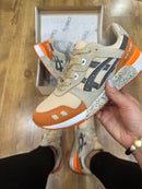 Tênis Asics gel lyte III Bege Laranja