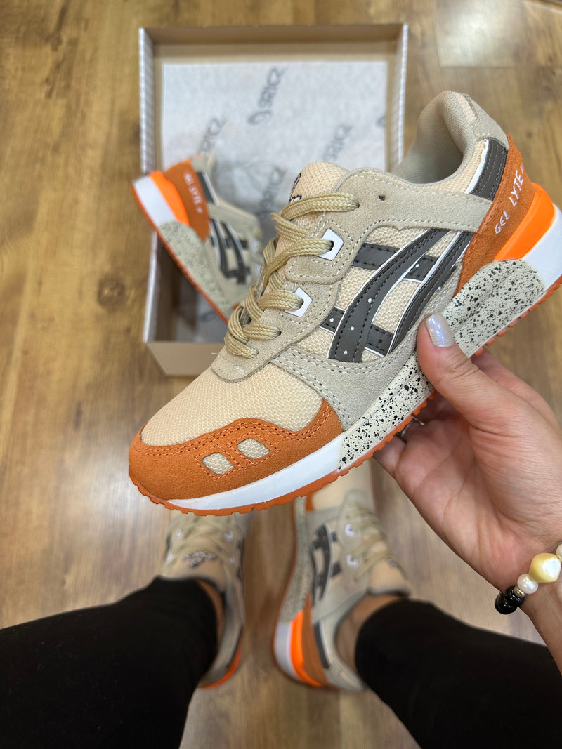 Tênis Asics gel lyte III Bege Laranja
