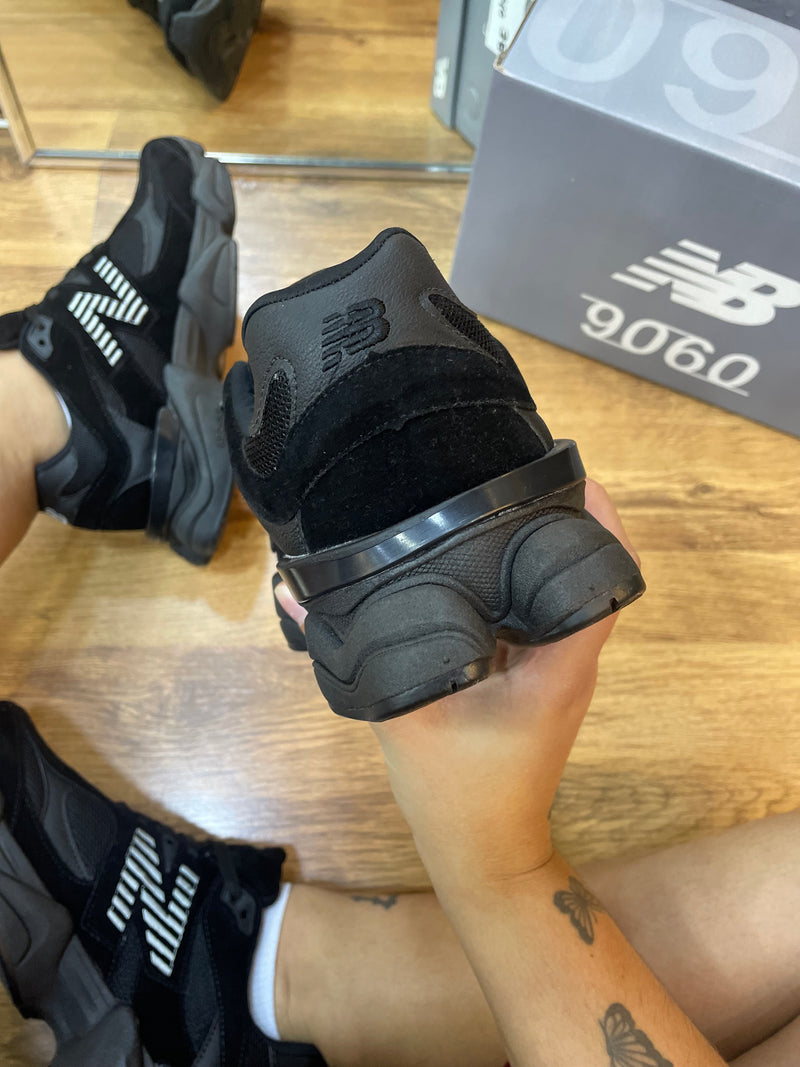 NB 9060 Preto/Preto