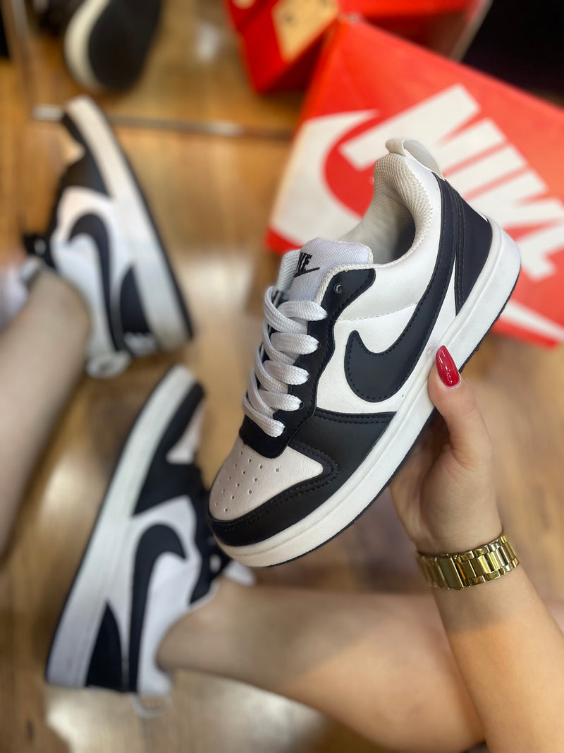 Tênis Nike Borough Low Branco/Preto