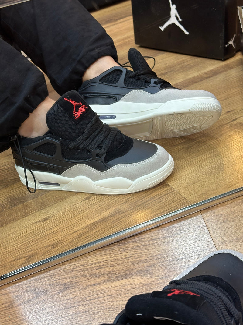 Nike Air Jordan 4RM Preto