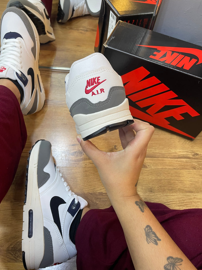 Tênis Nike Air Max 1 Branco grafite