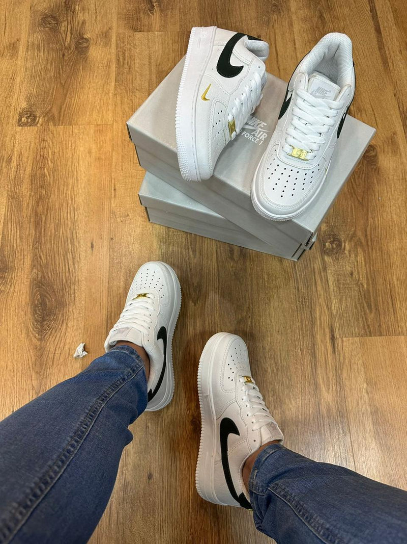 Air Force 1 Branco com Verde Militar