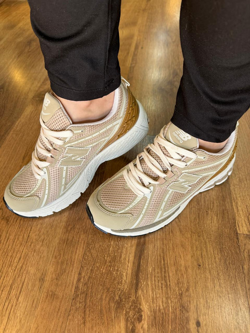 New Balance 1906 Caramelo/OFF white